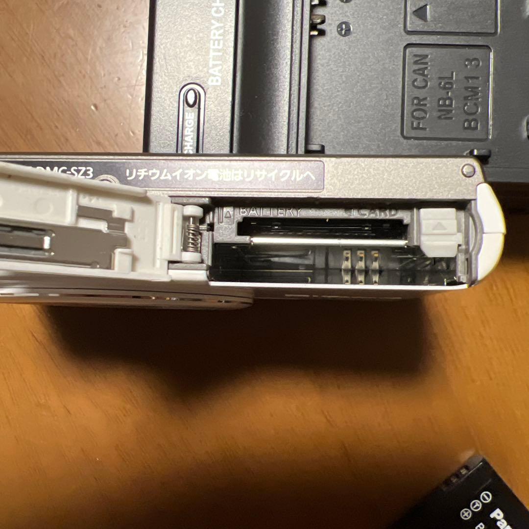 Panasonic コンデジLUMIX DMC-SZ3 充電器メモリーカード付き