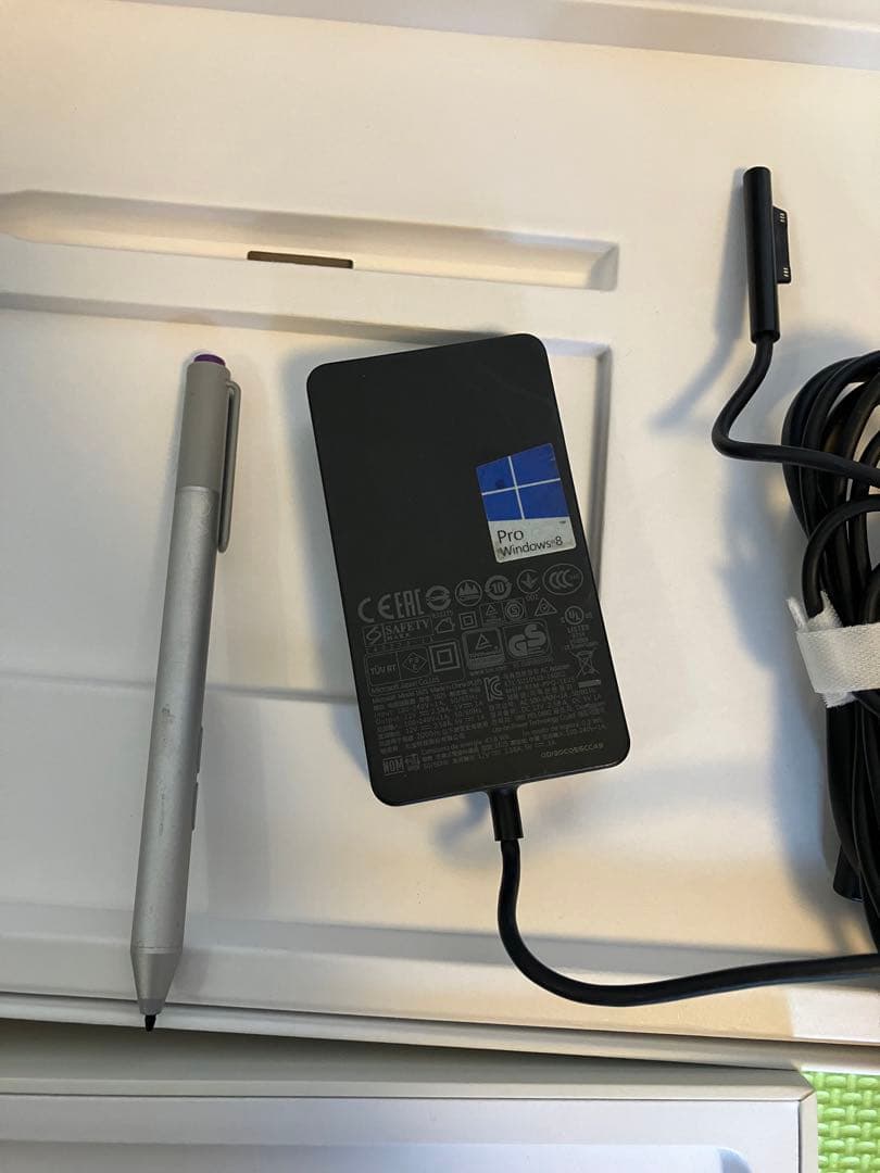 301 サーフェスプロ4 128GB corei5