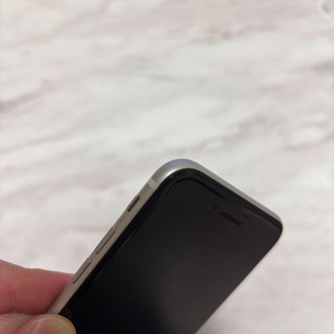 iPhoneSE2 128G ホワイト
