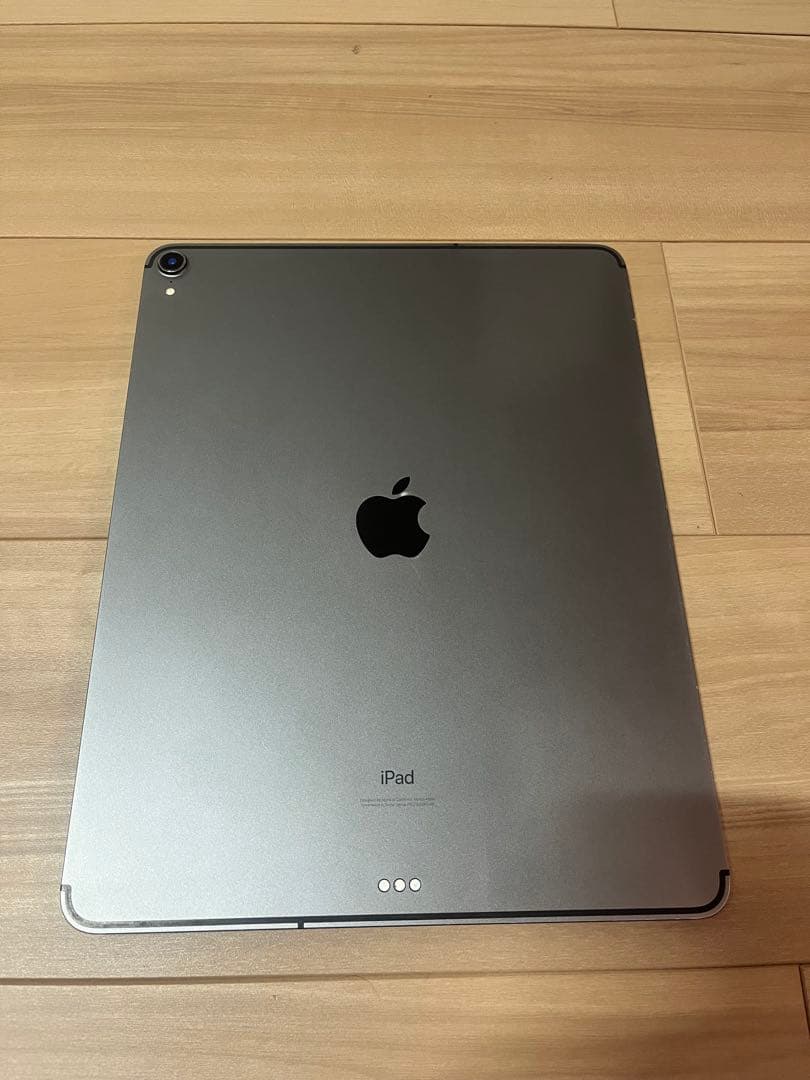 【画面美品】iPad pro 12.9 第3世代 256GB Cellular