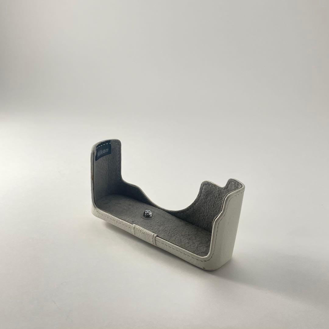 【ショット数2000・返品保証】Nikon1 J3ホワイト 標準レンズキット