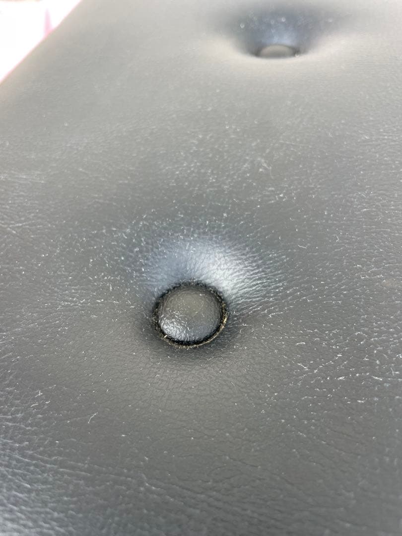 ピアノ椅子　U300アップライトピアノと一緒に購入　ヤマハ製とは書いてないです