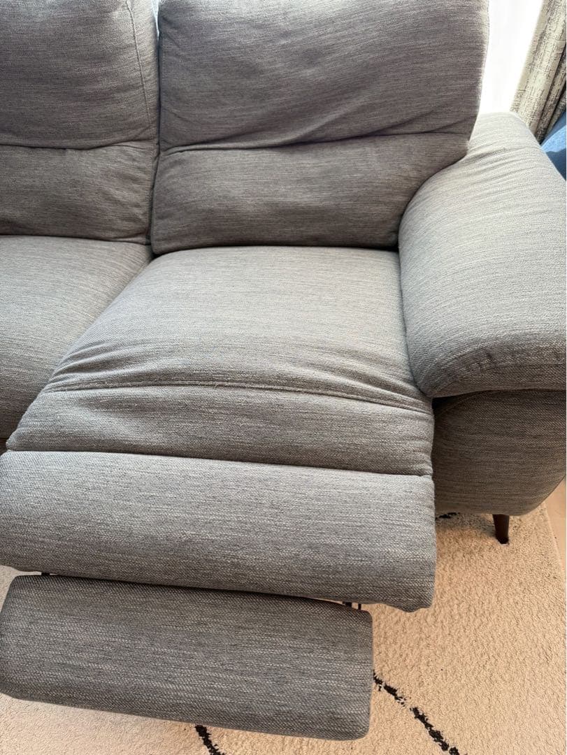 グレー 2人掛けソファ 背もたれ分割可能