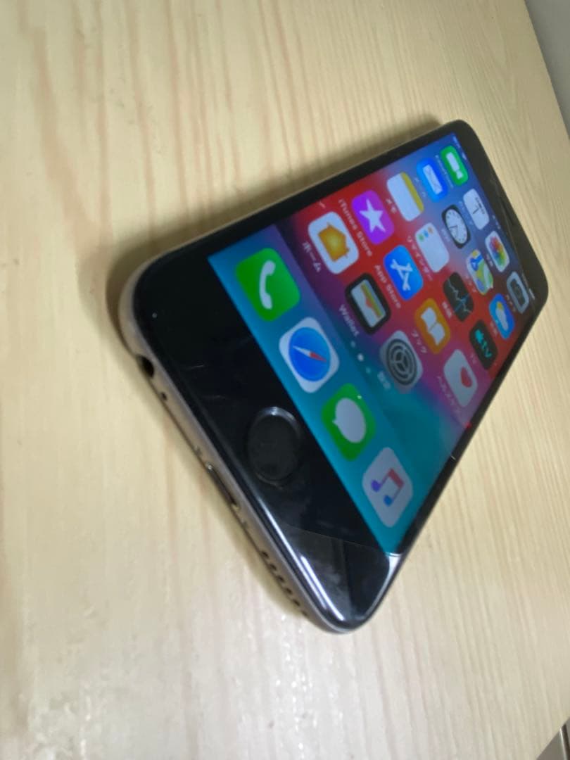 ②Apple iPhone6 16GB SoftBank シルバー