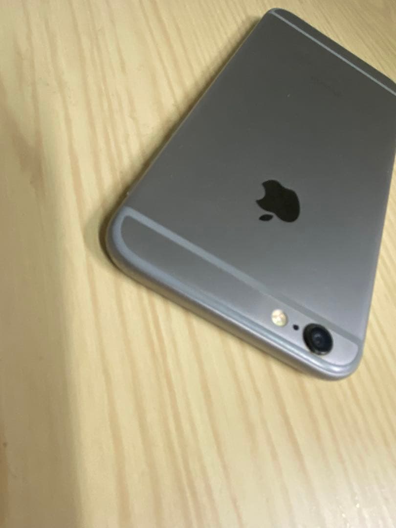 ②Apple iPhone6 16GB SoftBank シルバー