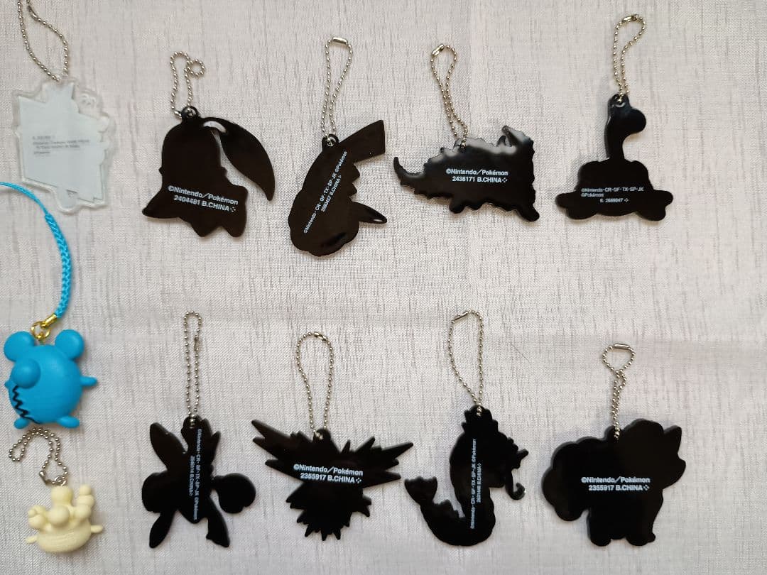 ポケモングッズまとめ売り　キーホルダーストラップ　ミュウツー　ピカチュウ　マリル