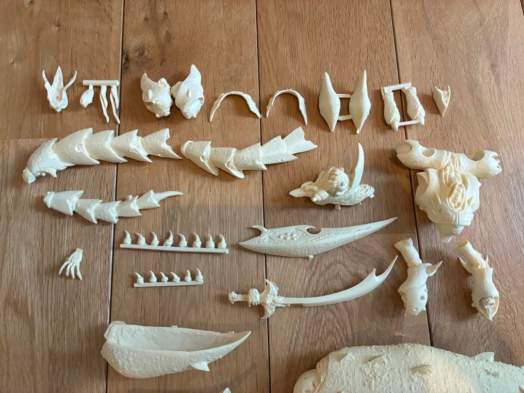 【箱なし】コトブキヤ　キャストキット・1/72 ズワウス