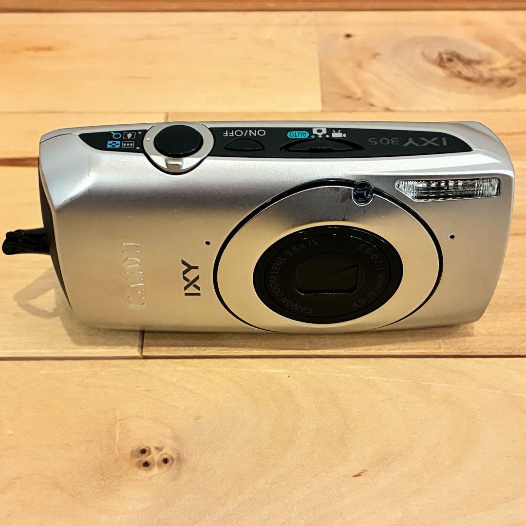 希少‼️Canon コンパクトデジタルカメラ IXY30S シルバー