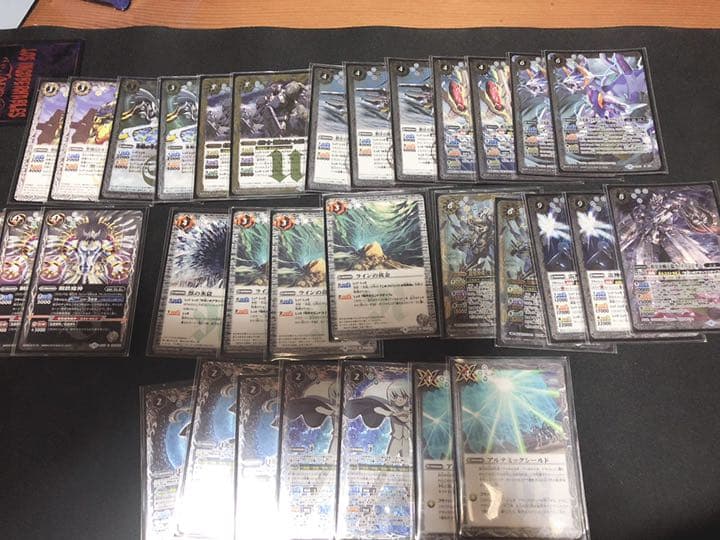 バトスピレアカードとデッキ