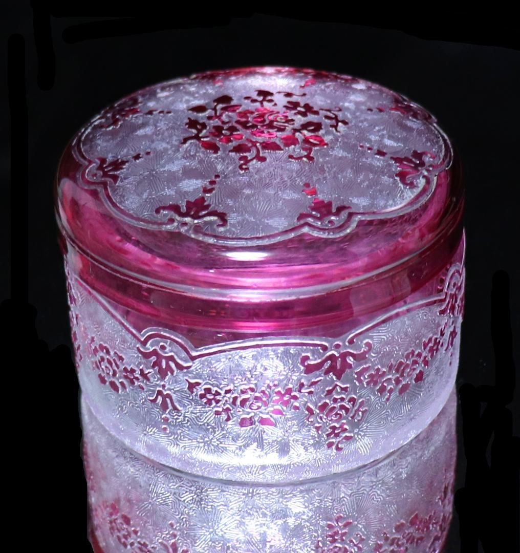 オールド・ヴァルサンランベール 桃色被せガラス薔薇蓋物 ボンボニエール 小物入れ