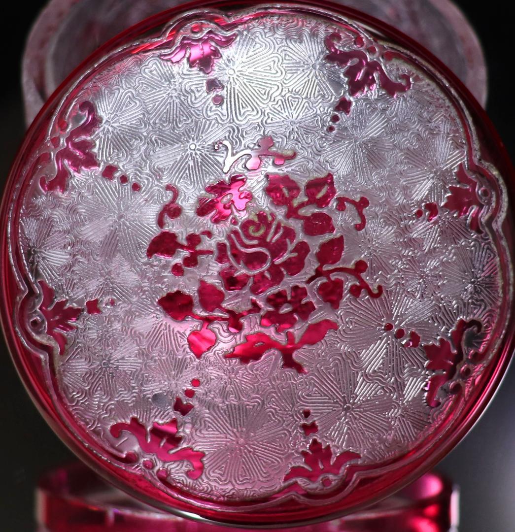 オールド・ヴァルサンランベール 桃色被せガラス薔薇蓋物 ボンボニエール 小物入れ