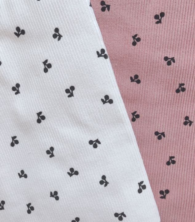 ハンドメイドスタイ　フリルスタイ　花びらスタイ　うさみみスタイ