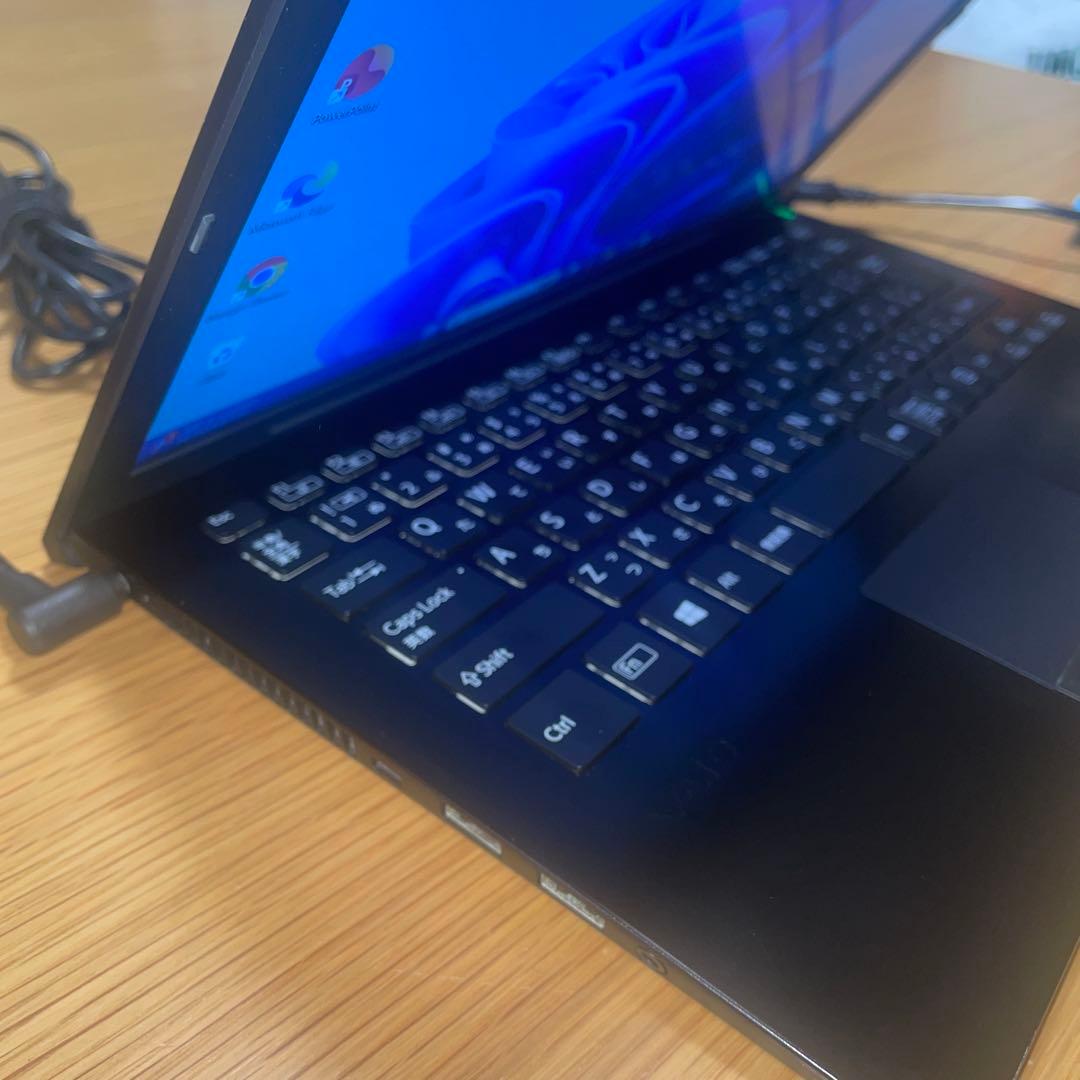 Win11 Core i3 VAIO✨快適M.2 256GbSSD⭐薄型ノート