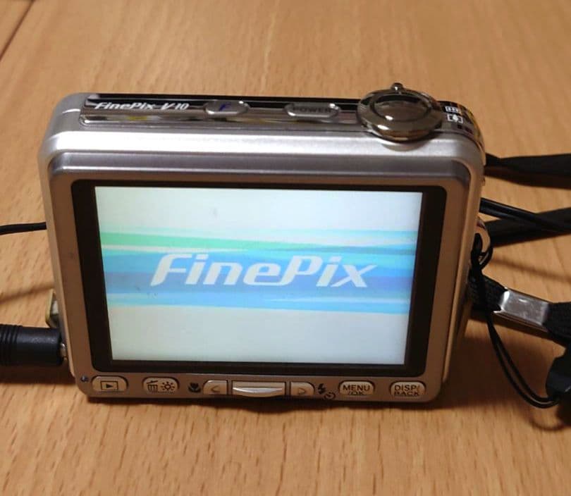 Fujifilm FinePix V10 SUPER CCD デジタルカメラ
