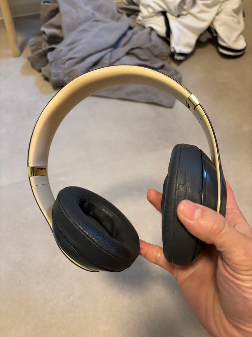 Beats ワイヤレスヘッドホン グレー ケース付き