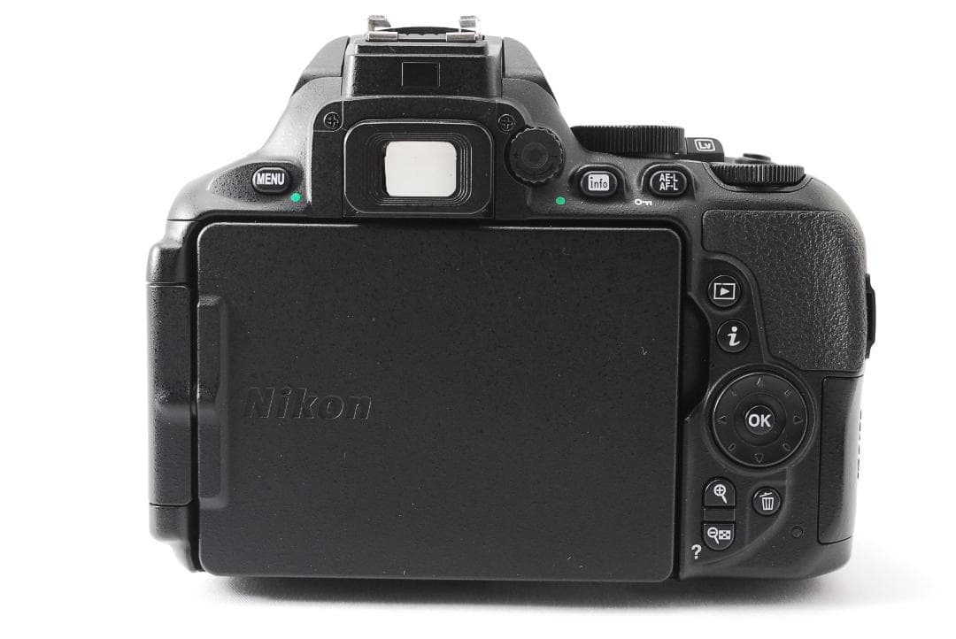 動作良好 Nikon D5600 ダブルレンズ スマホ転送 WiFi 初心者OK