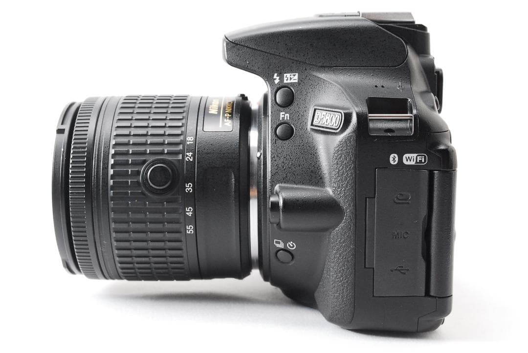 動作良好 Nikon D5600 ダブルレンズ スマホ転送 WiFi 初心者OK