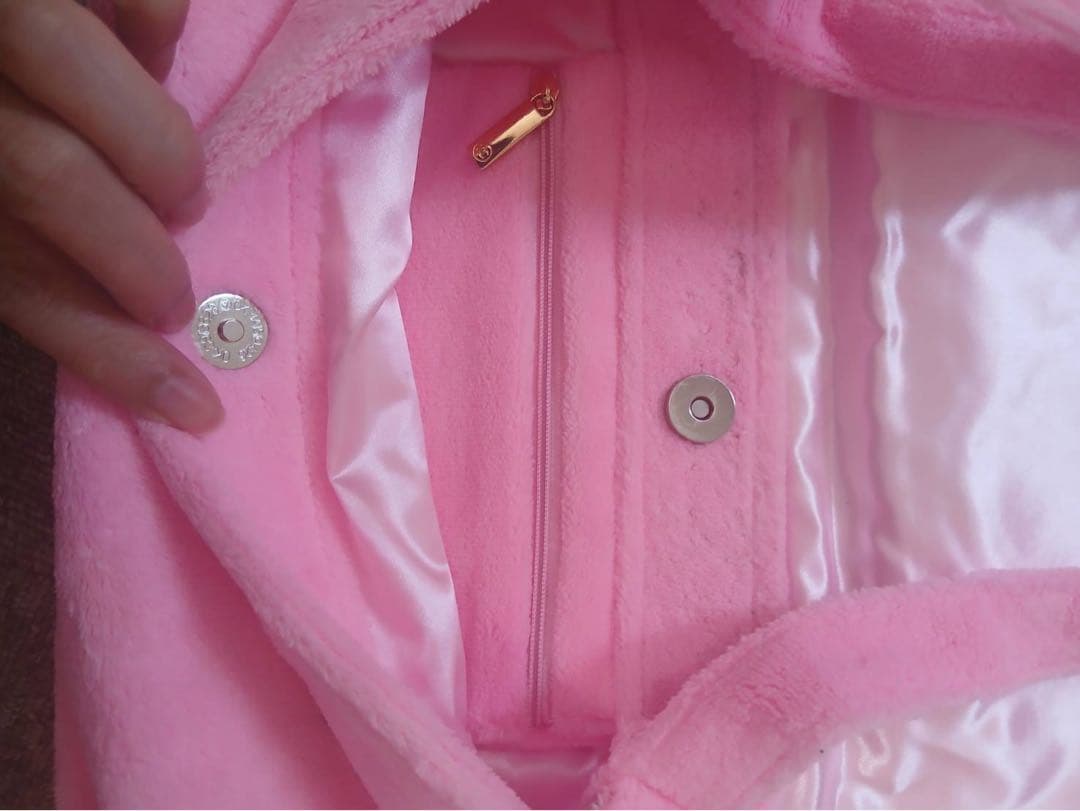 CHANEL ピンクショルダーバッグ