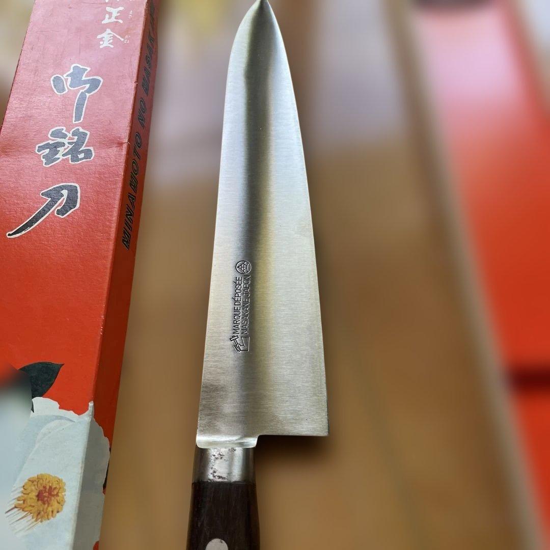 柳刃包丁 ステンレス木製ハンドル 専用箱付き刃渡り27センチ定価50,000円