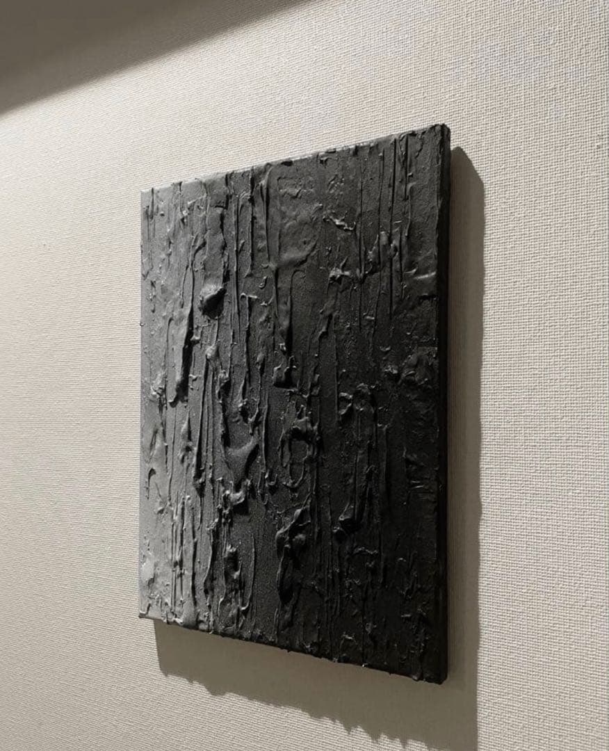 マットブラックの絵画｜テクスチャーアート　パネル　ストリート　アート　モダン　黒