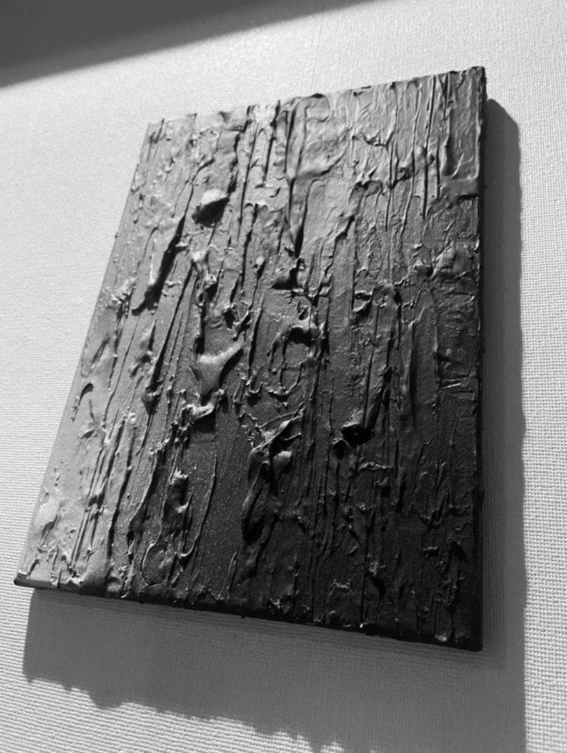 マットブラックの絵画｜テクスチャーアート　パネル　ストリート　アート　モダン　黒