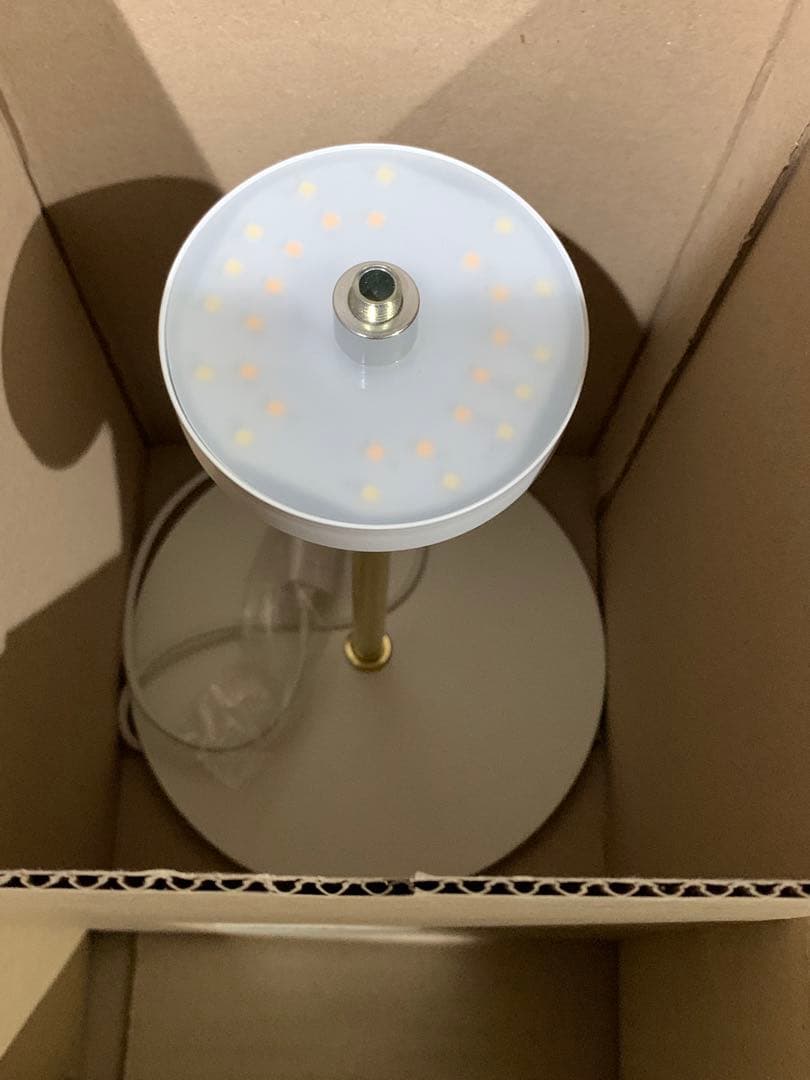 ガラスシェード　テーブルライト