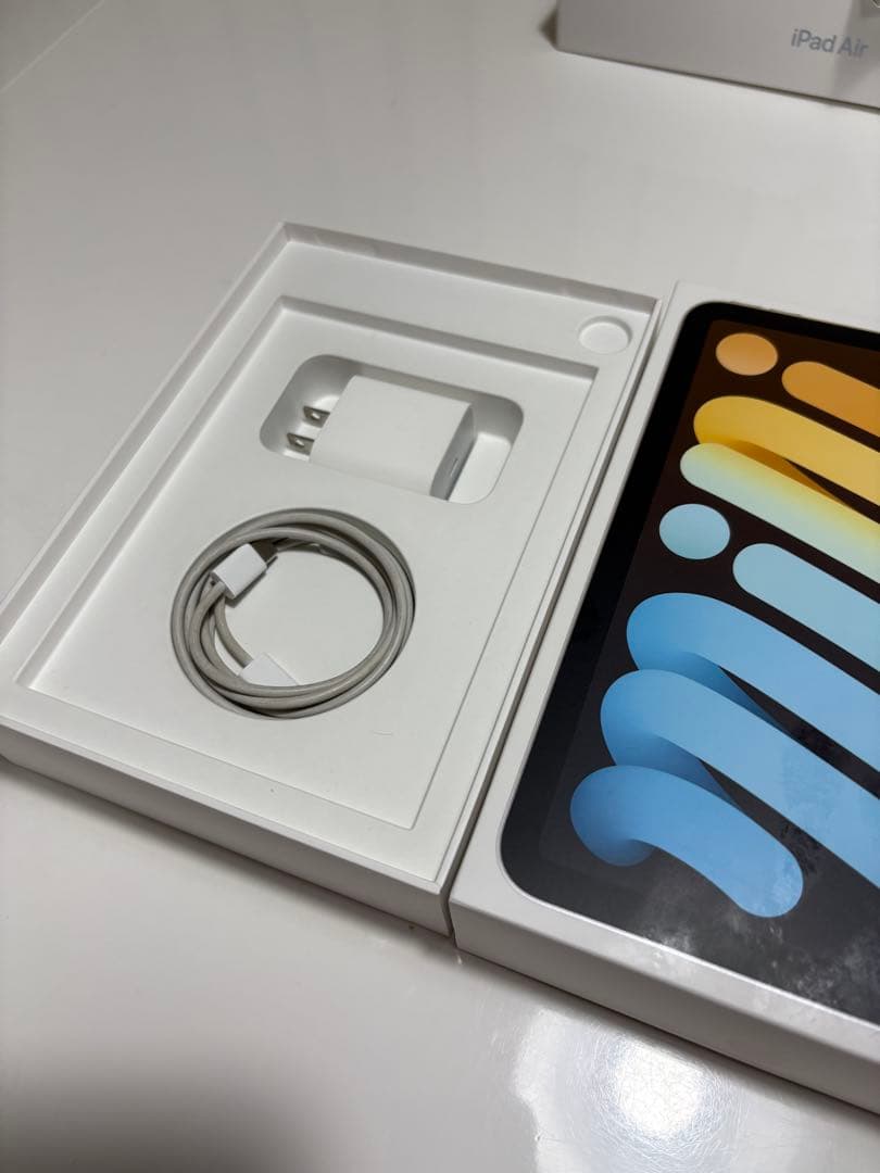 【超美品】iPad mini 第6世代 64GB Wi-Fiモデル スターライト