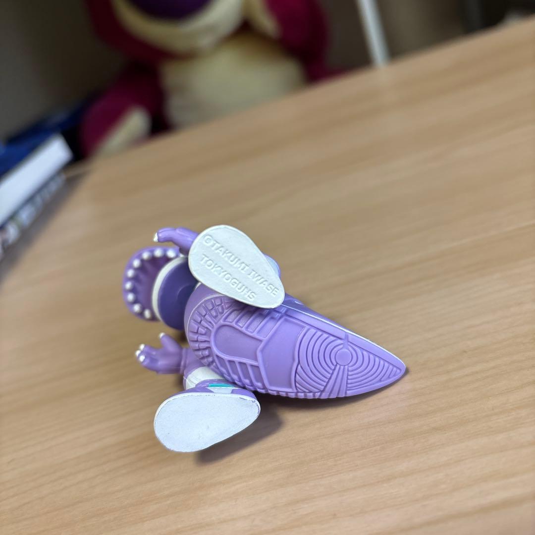 【TOKYOGUNS】怪獣 スニーカーヘッド シカゴ インディーズソフビ　岩瀬匠