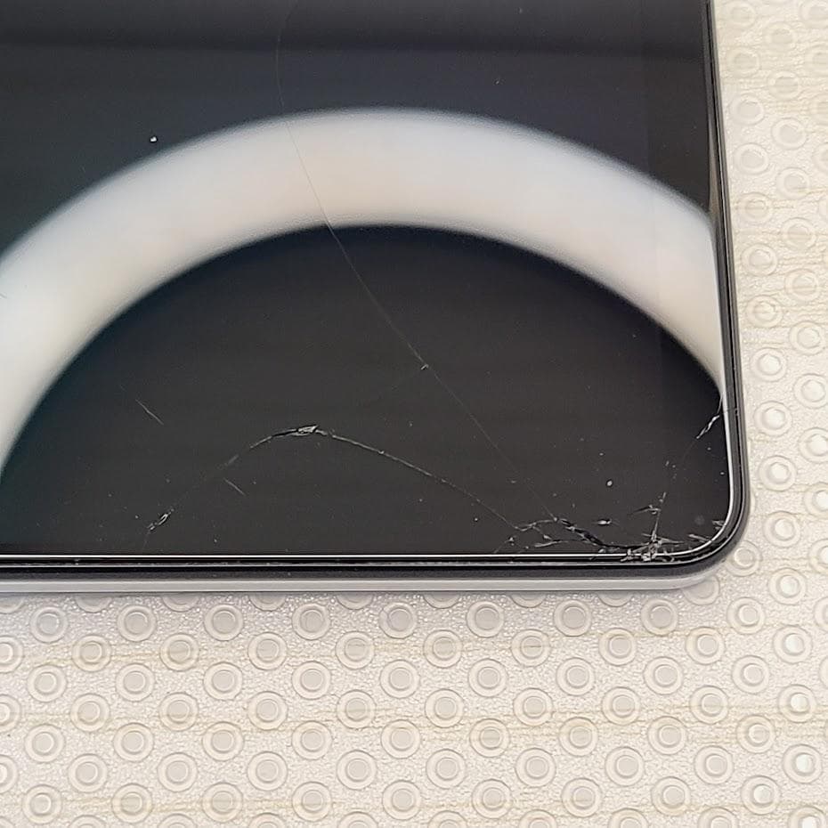 AQUOS zero5G basic DX ■ 8GB/128GB/ ※割れ