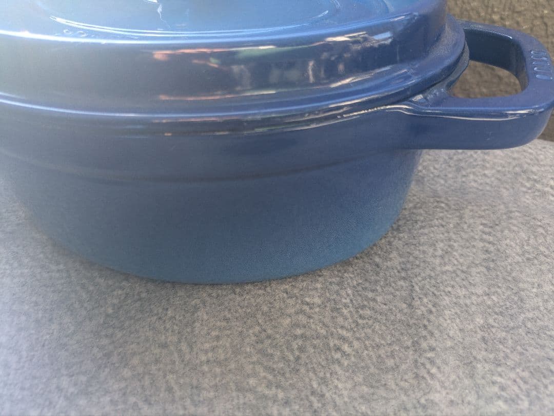 日曜日まで59800→54800円 staub 昔のロイヤルブルー　3点セット