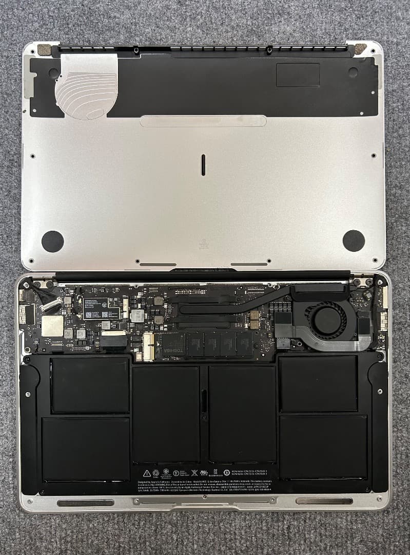 MacBook Air Corei7 1.7Ghz 8Gb 11インチ USキー