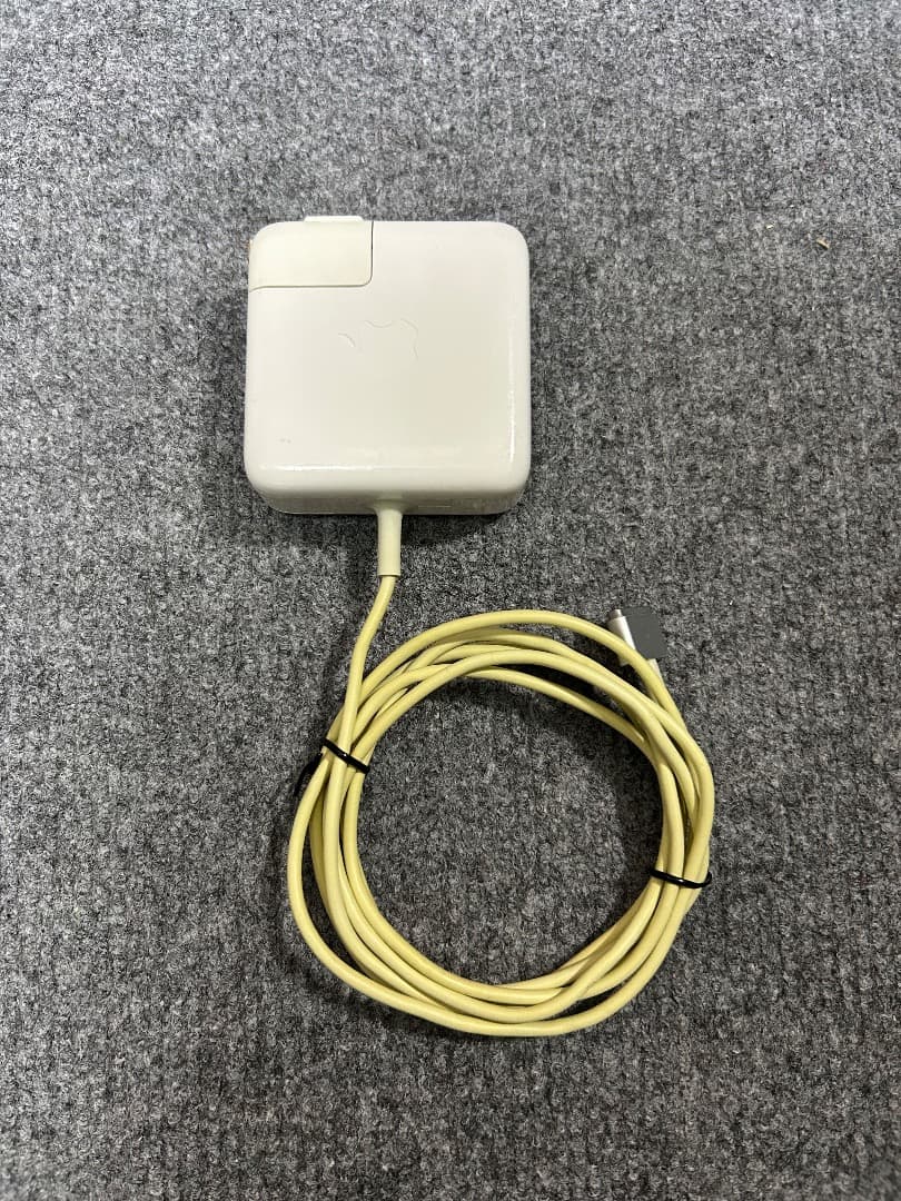 MacBook Air Corei7 1.7Ghz 8Gb 11インチ USキー