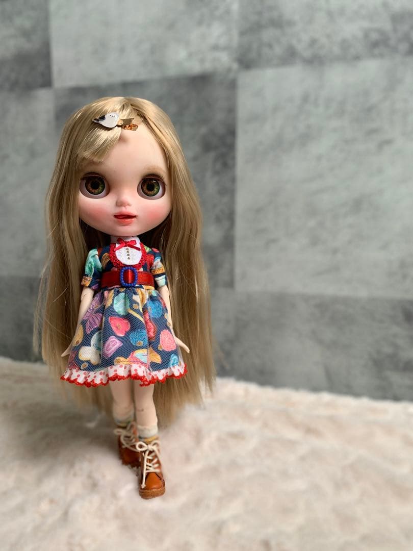 ネオブライスサイズ　カスタムアイシードール　ベロ出しちゃん