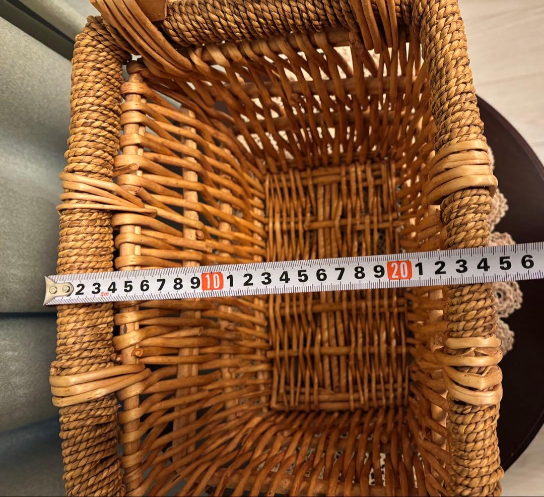 えぐみ様　ジュリスカお皿、バスケットとレースの下敷き