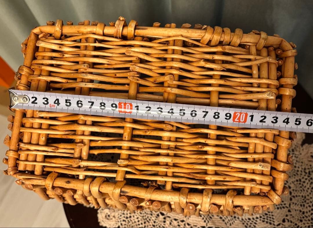 えぐみ様　ジュリスカお皿、バスケットとレースの下敷き