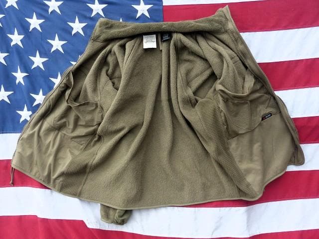 米軍実物　ポーラテックフリースジャケット　XL-L　コヨーテ ECWCS　165
