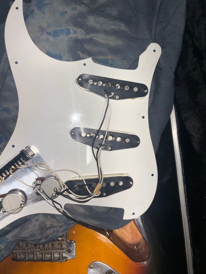 Fender Japan ストラトフジゲン製 Mシリアル