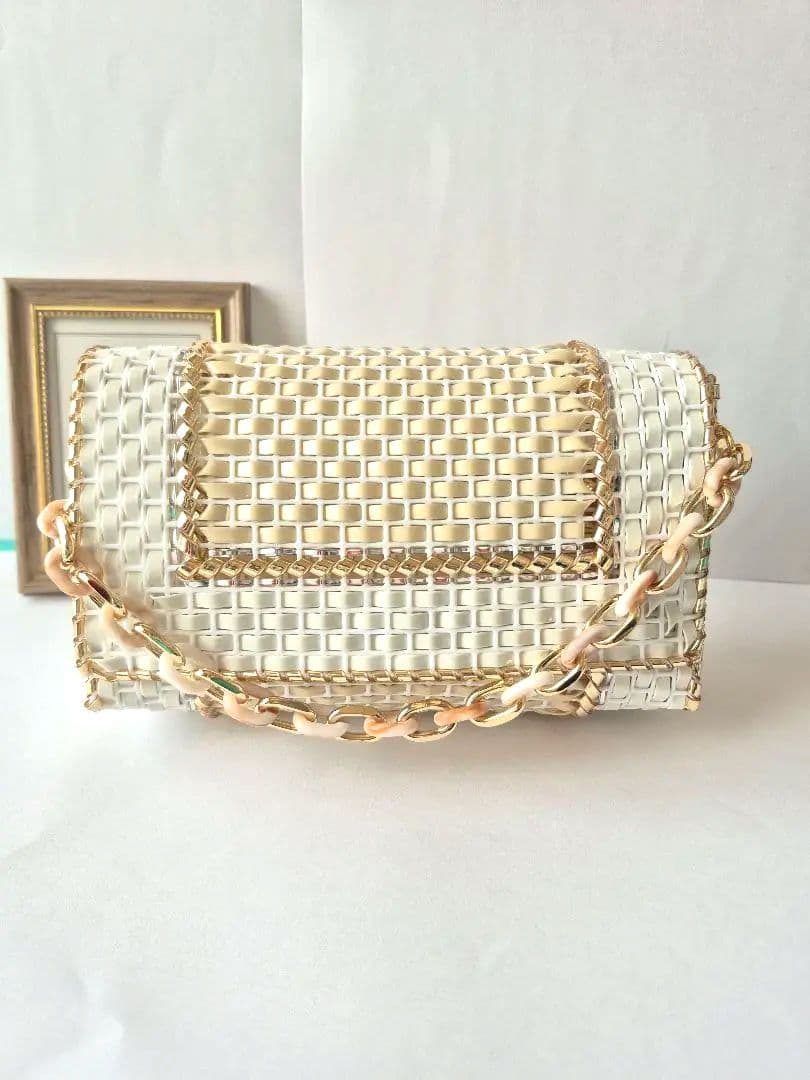 ホワイト×ゴールド　ハンドバッグ　ラメルヘンテープハンドメイド入学卒業式