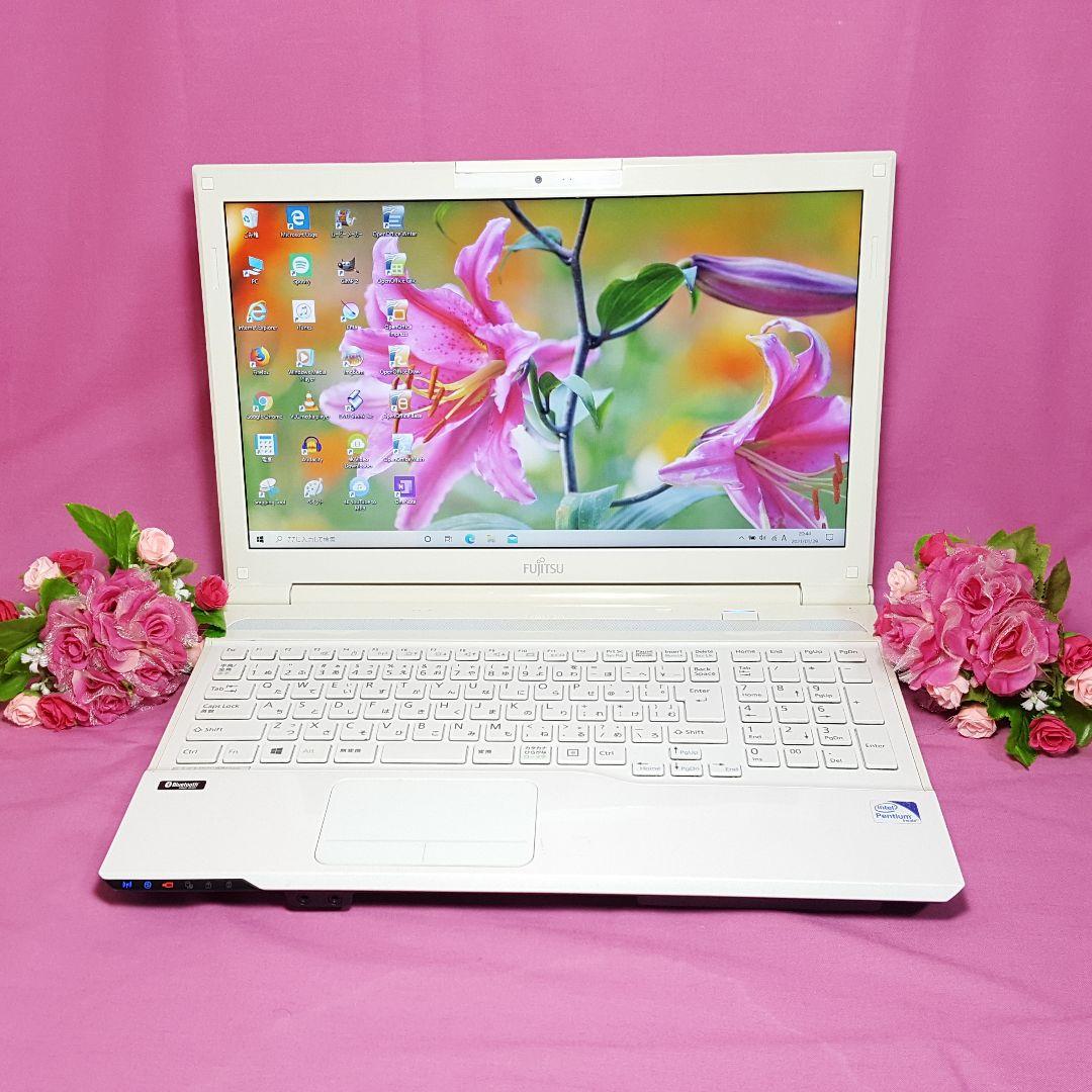 新Win11搭載♡新品SSD256G♡メモリ４GB✧WEBカメラ✧Office