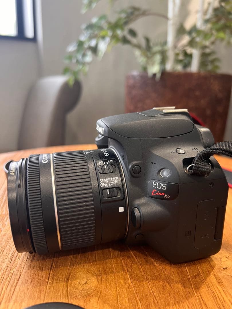 ［お得セット］Canon EOS Kiss X9 一眼レフカメラ