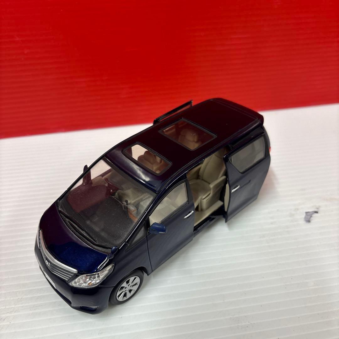 TOYOTA アルファード20系前期モデル