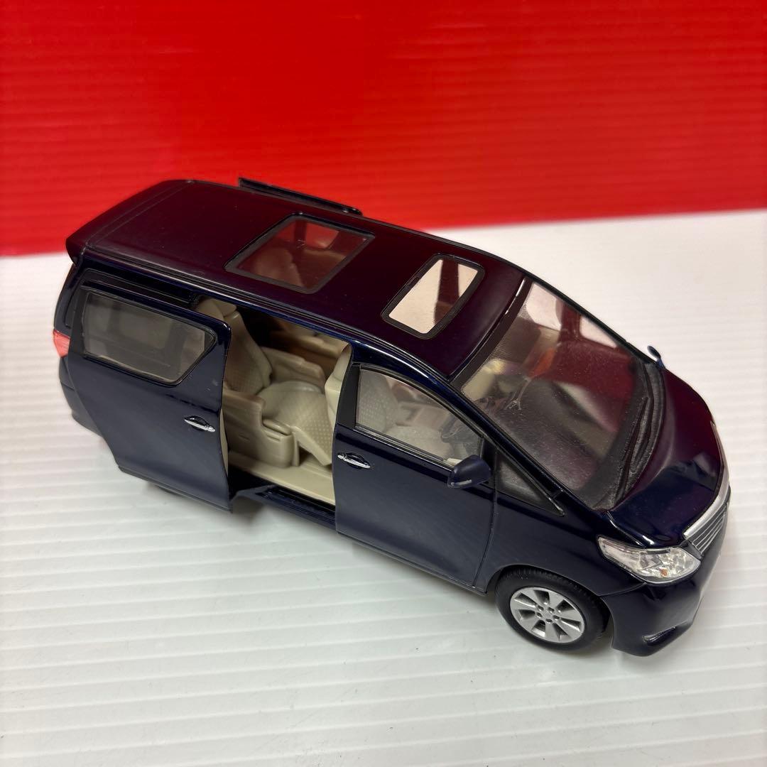 TOYOTA アルファード20系前期モデル