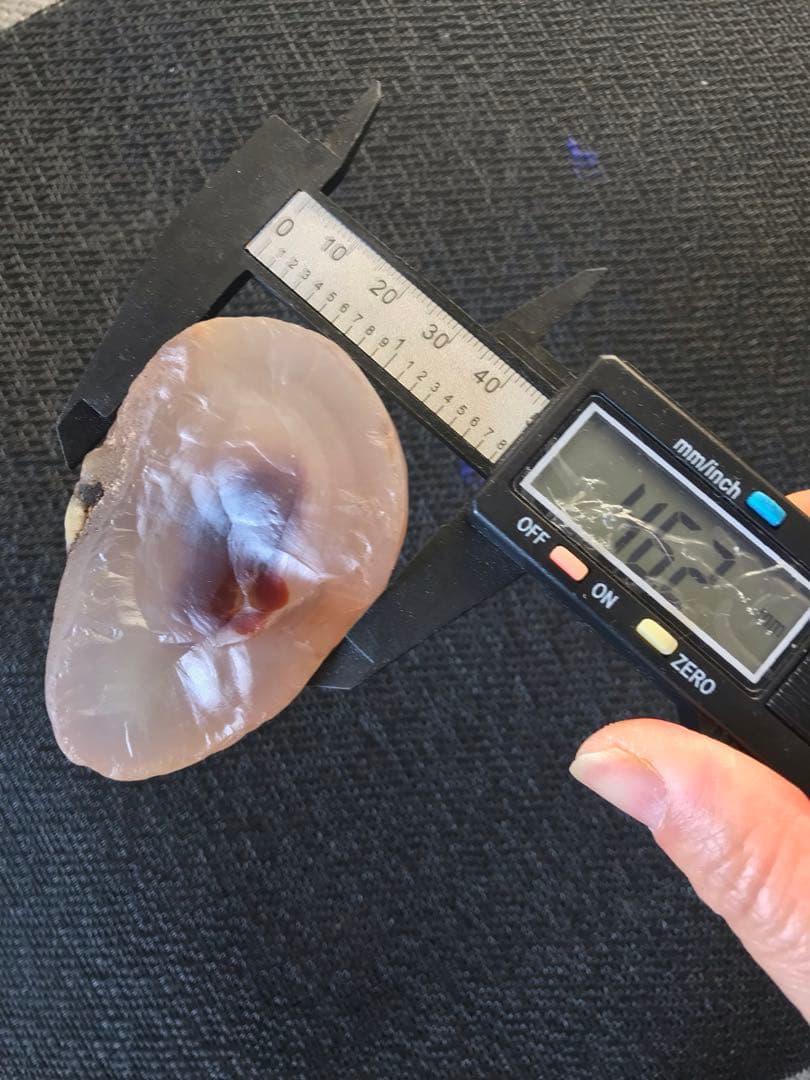 ゴビ石−1461 ゴビ瑪瑙　原石　希少なサイズ