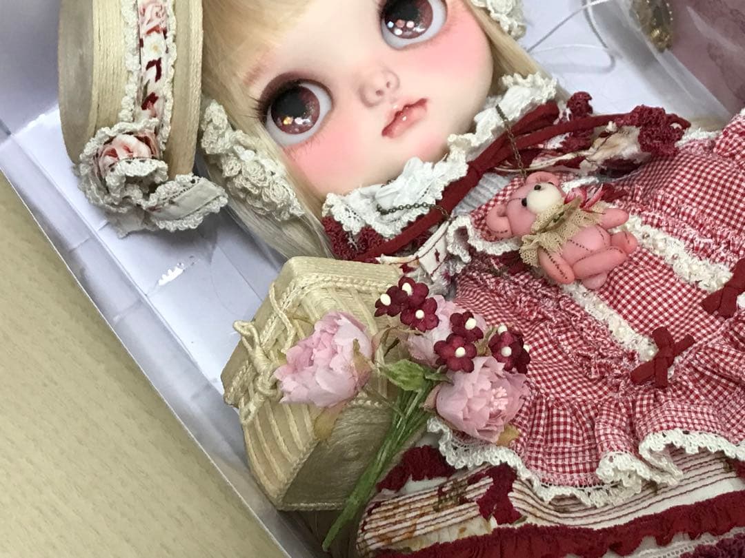 ★未使用　カスタムブライス　人気作家様　とても可愛い子　素晴らしいお洋服　小物付