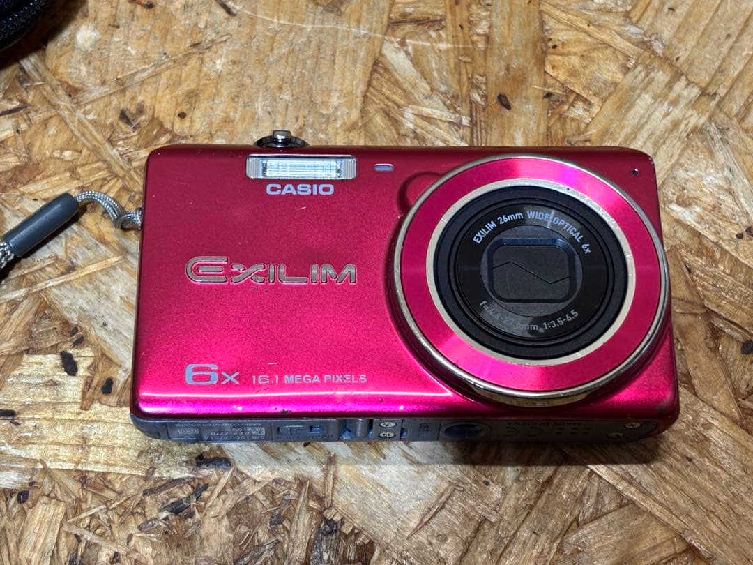 デジタルカメラ EX-Z770 EXILIM CASIO