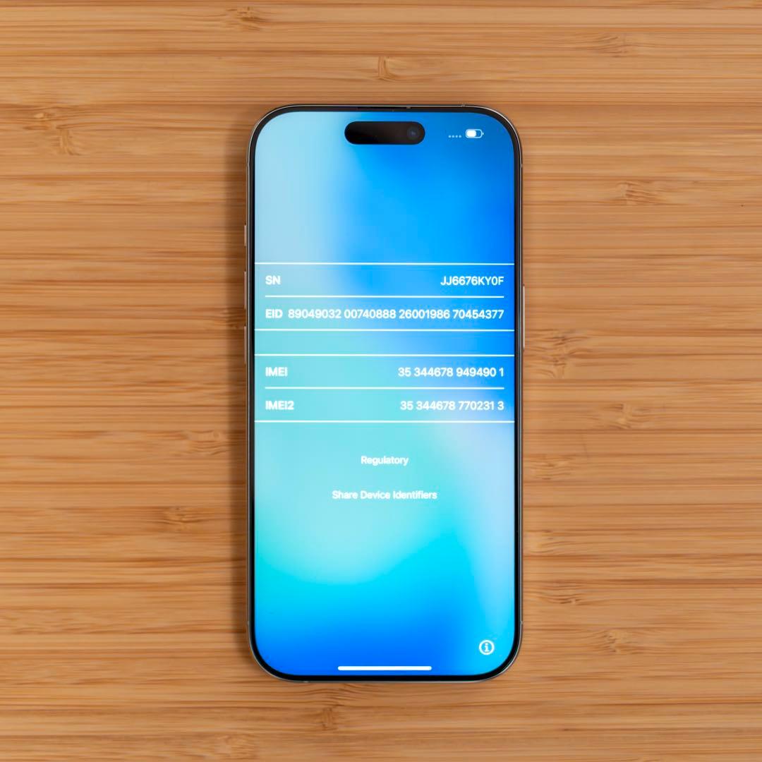 【最終値下げ】iPhone 16 Pro ホワイトチタニウム 256GB