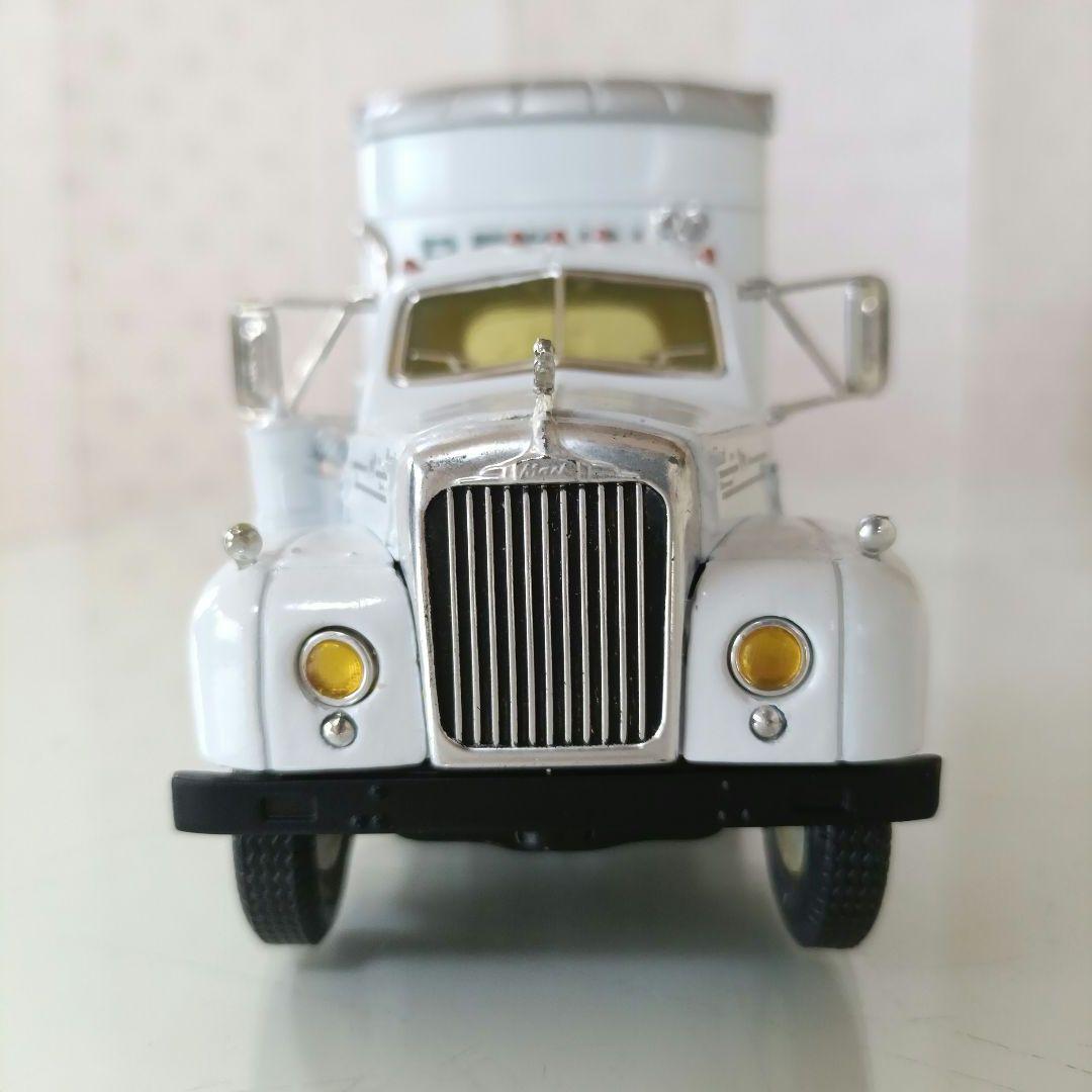 ファーストギア　1960 B-61 Mack トラクター　1/34