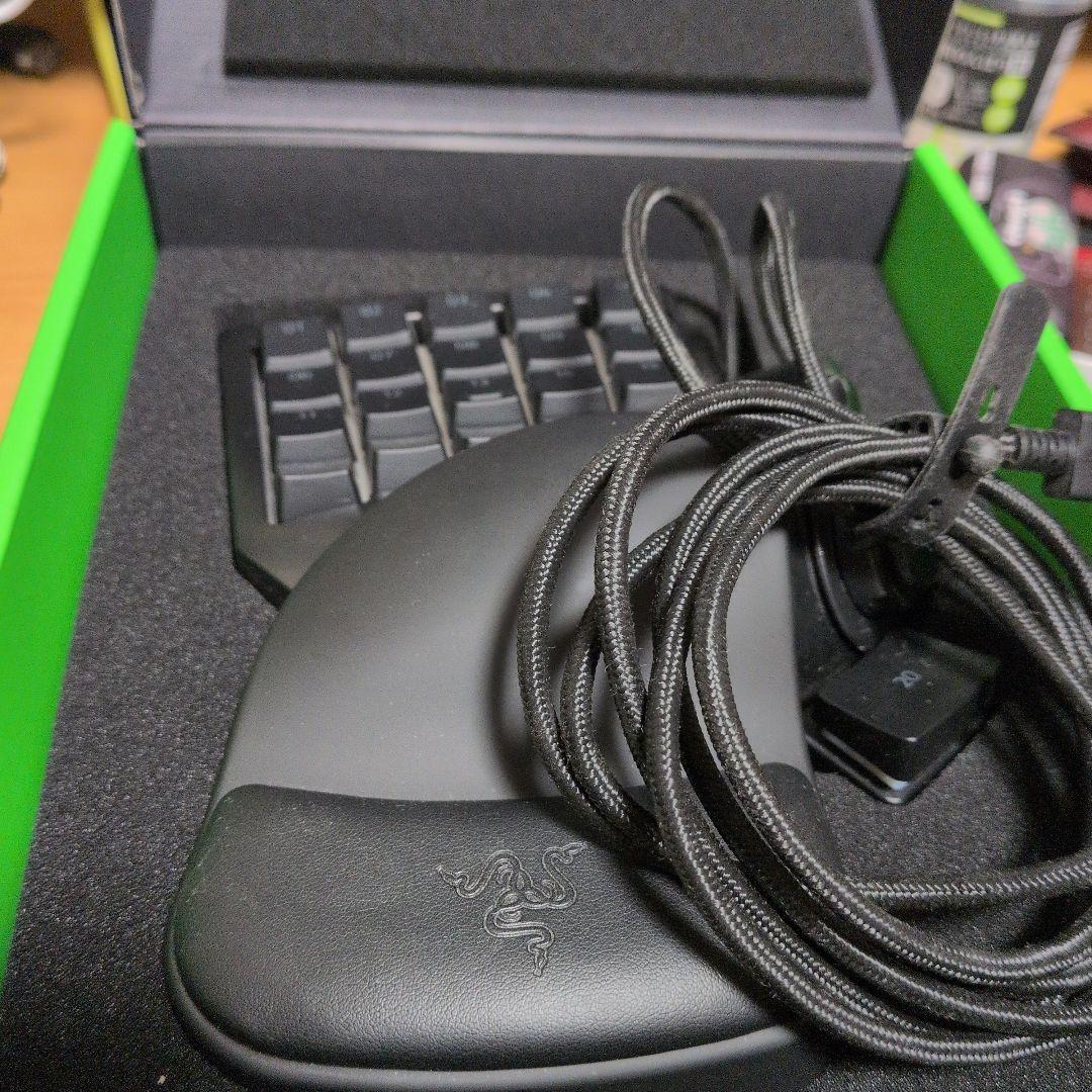 Razer TARTARUS V2 有線デバイスキーボード 即購入可