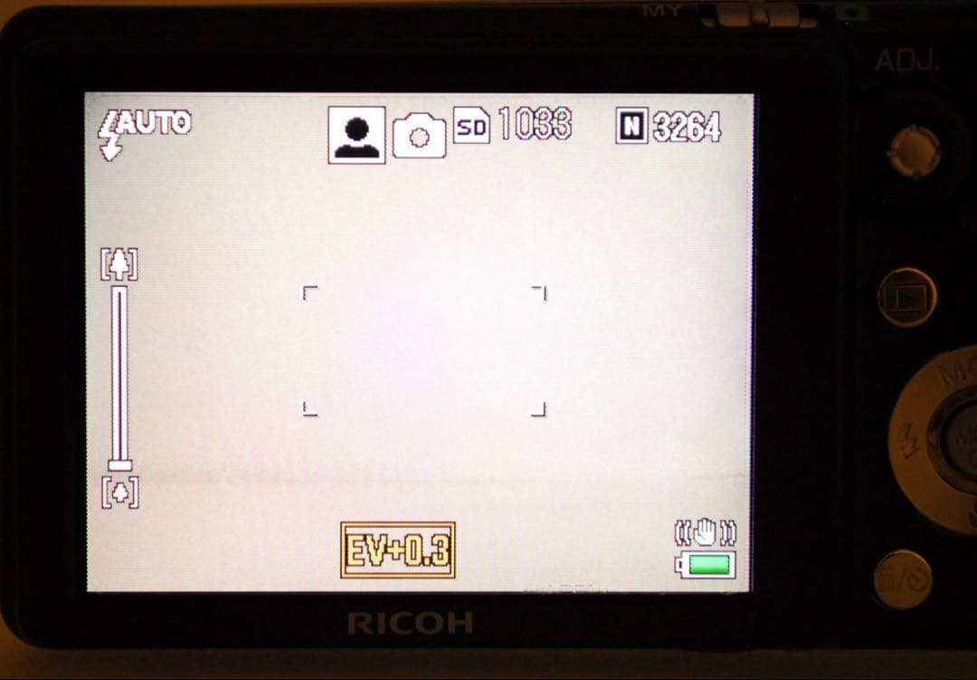 ちきーた様_RICOH Caplio R7❤️スマホ転送 シルバー リコー カメラ