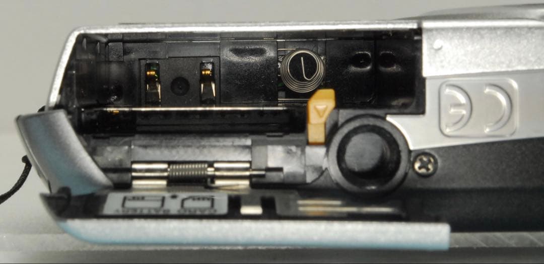 ちきーた様_RICOH Caplio R7❤️スマホ転送 シルバー リコー カメラ